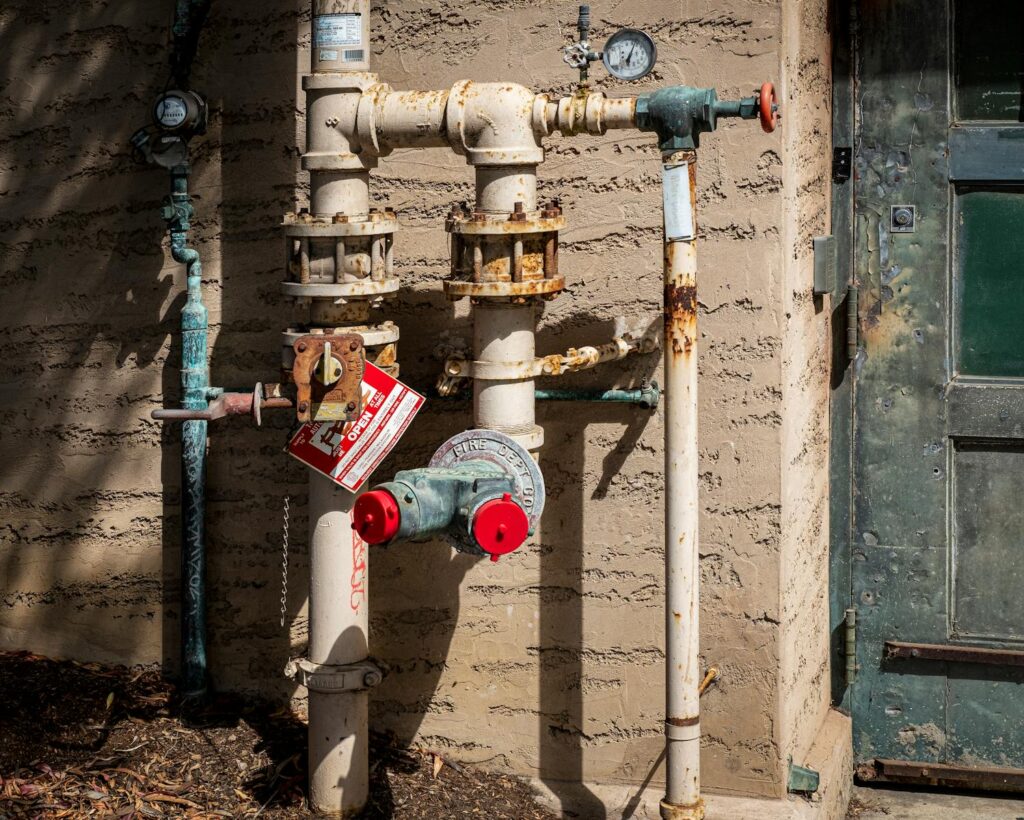 Photo by David McElwee Valves and Pipes